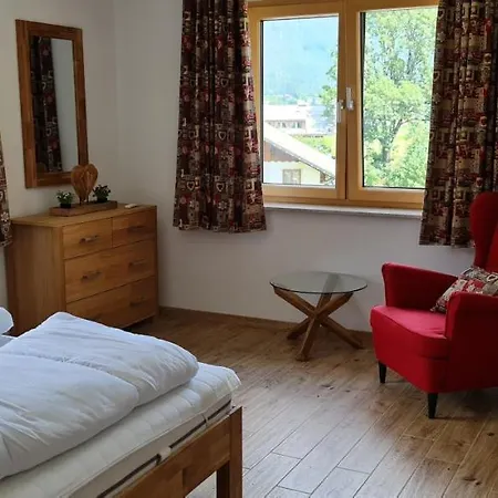 Haus Friedrich Guest house Gosau